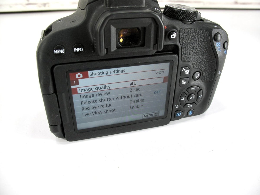 Canon EOS Rebel 800D / T7i DSLR Camera Body - ZeereeZ