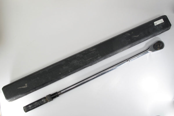 Central Tools® 97355A - 3/4" Drive SAE/Metric 100 to 600 ft - lb Adjustable Click Torque Wrench - ZeereeZ