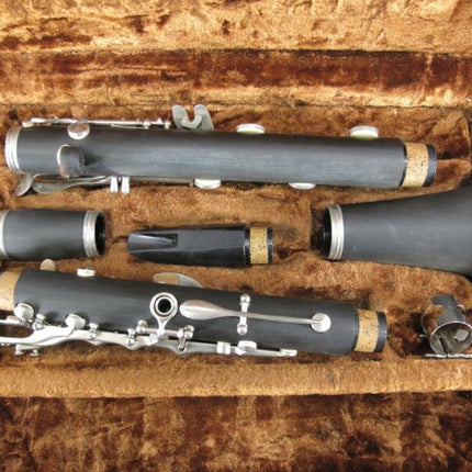 Conn Selmer Prelude CL711 Bb Student Model Clarinet w/ Case & Mouthpiece - ZeereeZ