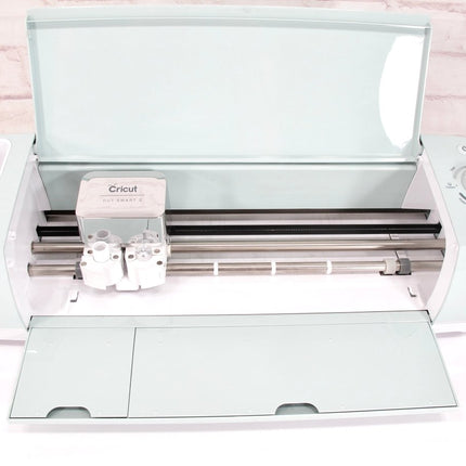 Cricut Explore Air2 Home Cutting Machine for all Crafts - ZeereeZ