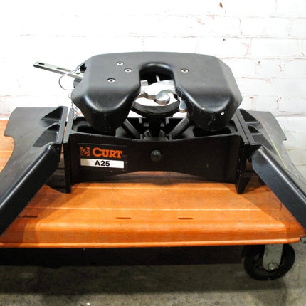 Curt A25 16580 Carbide Steel 5th Wheel Hitch Head 25,000 lbs. Capacity - ZeereeZ