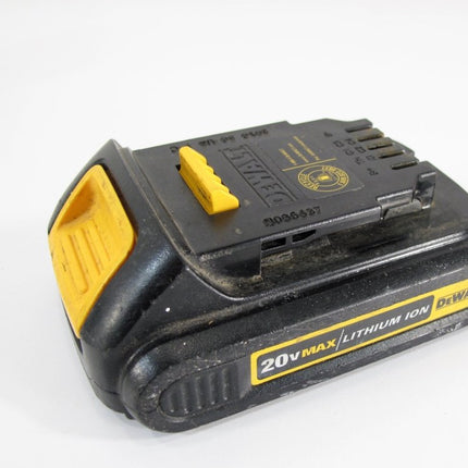 Dewalt DCB201 20 - Volt MAX Lithium - Ion Compact Power Tool Battery Pack 1.5Ah - ZeereeZ