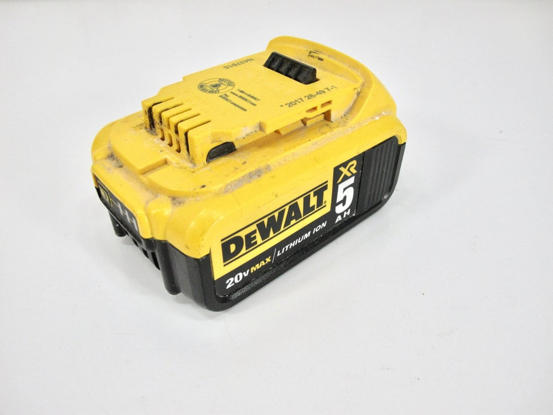 DeWALT DCB205 Genuine 20V MAX XR 5.0Ah Li - Ion 20 Volt Battery - ZeereeZ