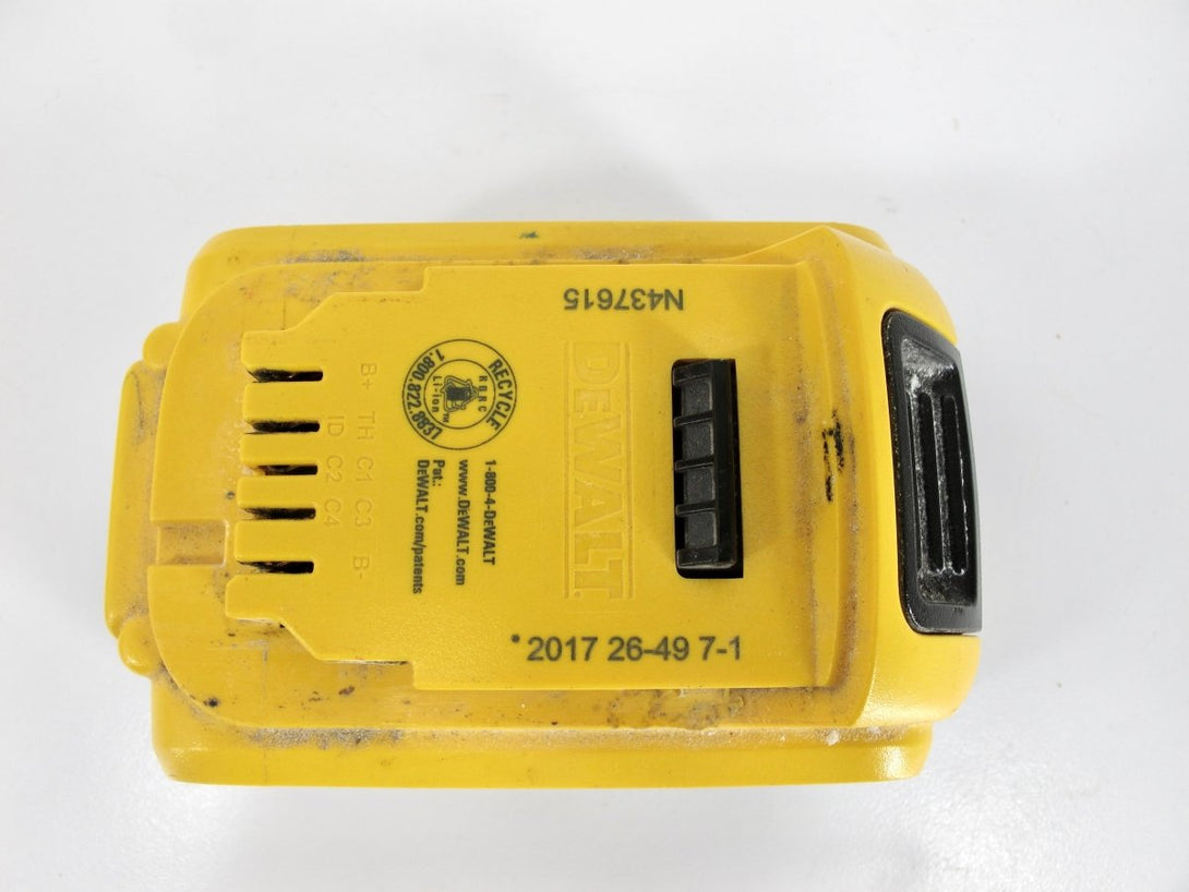 DeWALT DCB205 Genuine 20V MAX XR 5.0Ah Li - Ion 20 Volt Battery - ZeereeZ