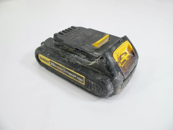 Dewalt DCB207 20 - Volt MAX Lithium - Ion Compact Power Tool Battery Pack 1.5Ah - ZeereeZ