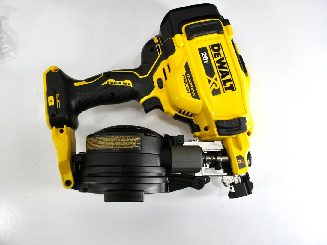 DeWalt DCN45RN 20V MAX 15 - Degree Brushless Cordless Coil Roofing Nailer - ZeereeZ