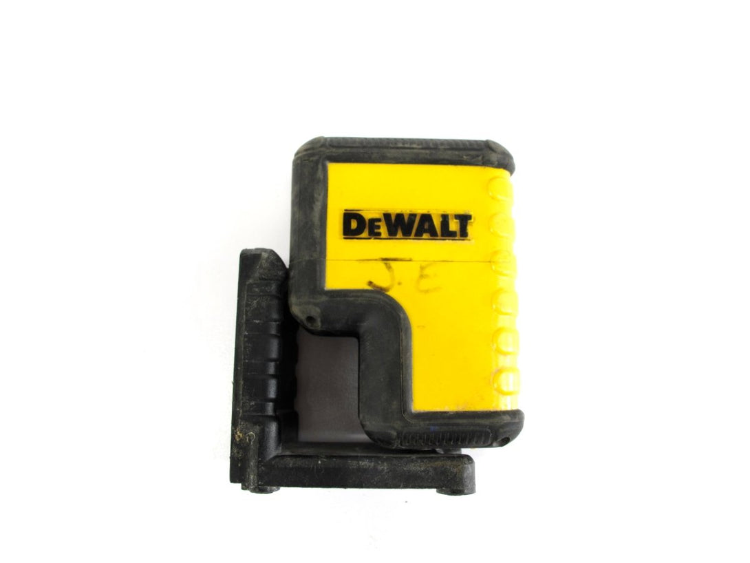 DeWalt DW08302 100 ft. Red Self - Leveling 3 - Spot Laser Level - ZeereeZ