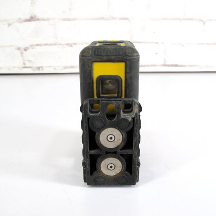 DeWalt DW08302 100 ft. Red Self - Leveling 3 - Spot Laser Level - ZeereeZ