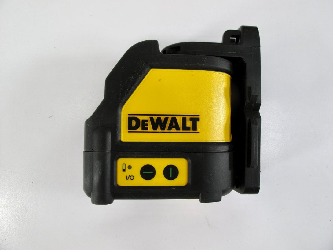 DeWalt DW088CG Self - Leveling Cross Line Green Laser Level - ZeereeZ