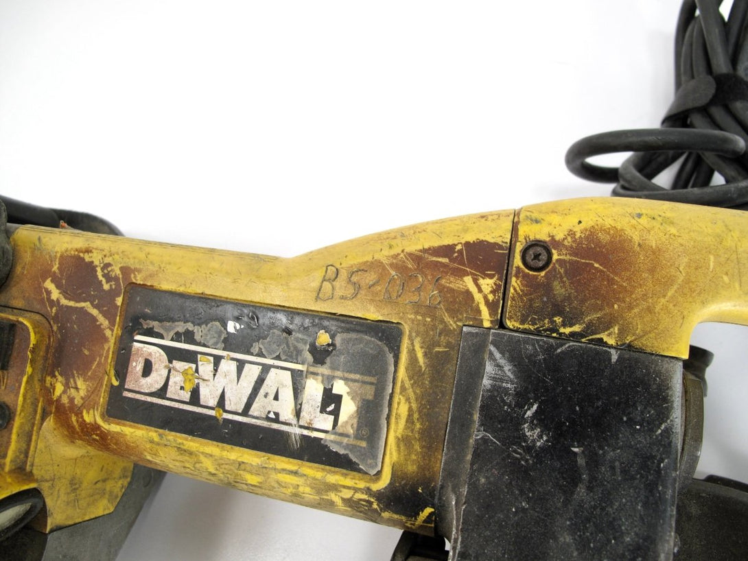 Dewalt DWM120 Band Saw, 5" Deep Cut w/ Variable Speed - ZeereeZ