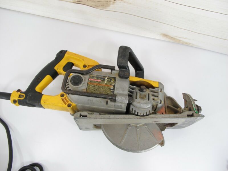 DEWALT DWS535 15 Amp 7 - 1/4" Worm Drive Electric Corded Circular Saw - ZeereeZ