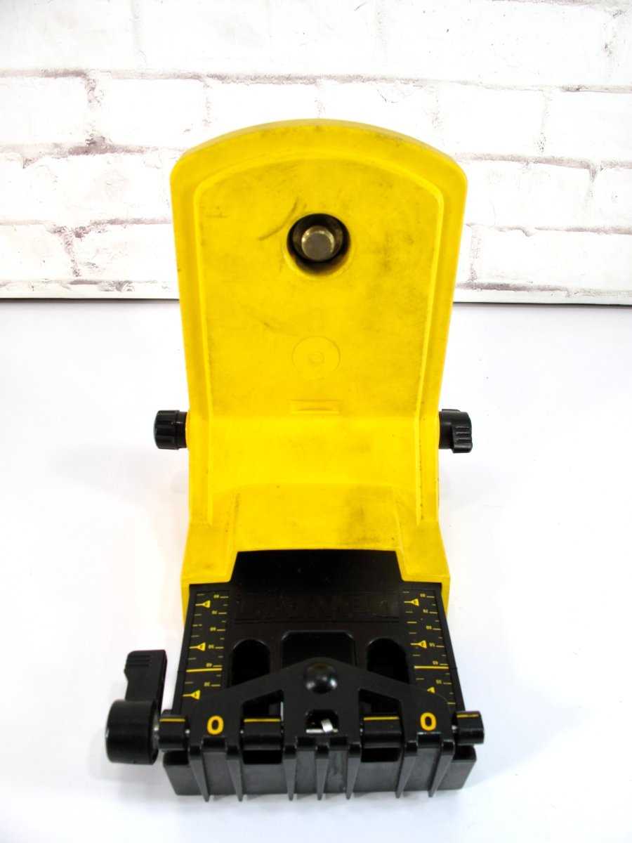 Dewalt Rotary Laser Adjustable Wall Mount Stand for DW071 DW073 - ZeereeZ