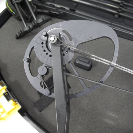 Diamond Infinite Edge 70lb LH Compound Bow Package by Bowtech - ZeereeZ