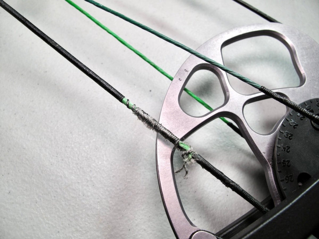 Diamond Prism Right Hand 5 - 55lbs.18" - 30" Compound Hunting Bow B12702 - ZeereeZ