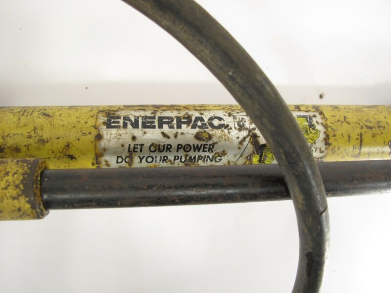 ENERPAC P - 39 Hydraulic Hand Pump 10, 000 PSI 40 Cubic Inch - ZeereeZ