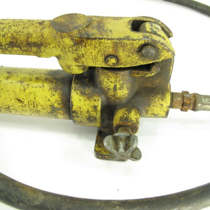 ENERPAC P - 39 Hydraulic Hand Pump 10, 000 PSI 40 Cubic Inch - ZeereeZ