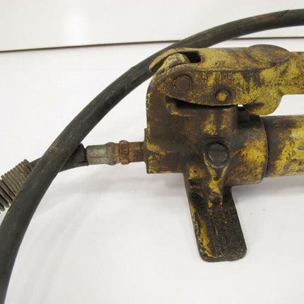 ENERPAC P - 39 Hydraulic Hand Pump 10, 000 PSI 40 Cubic Inch - ZeereeZ
