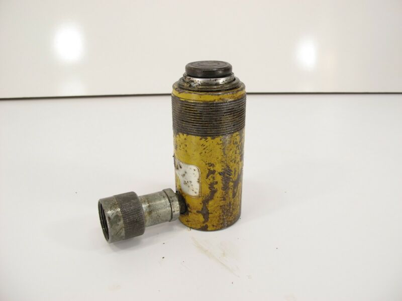 Enerpac RC - 102 Hydraulic Cylinder 10 Ton CAP.2.13" Stroke 10000 PSI - ZeereeZ