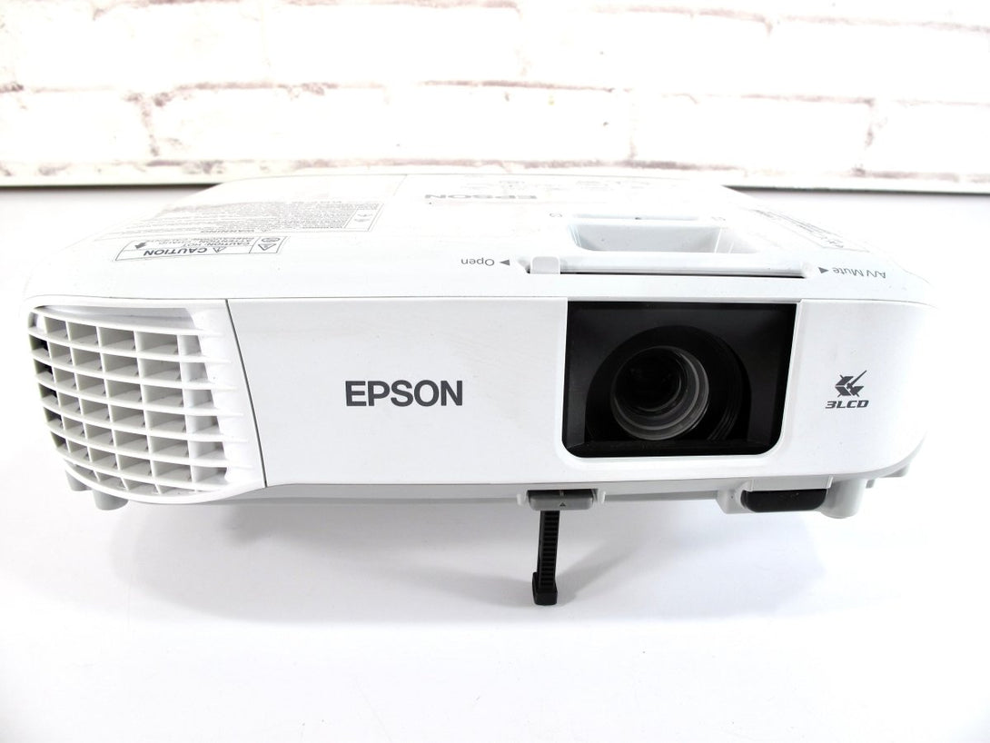 Epson PowerLite S39 3LCD SVGA HDMI Projector 3300 Lumens - ZeereeZ