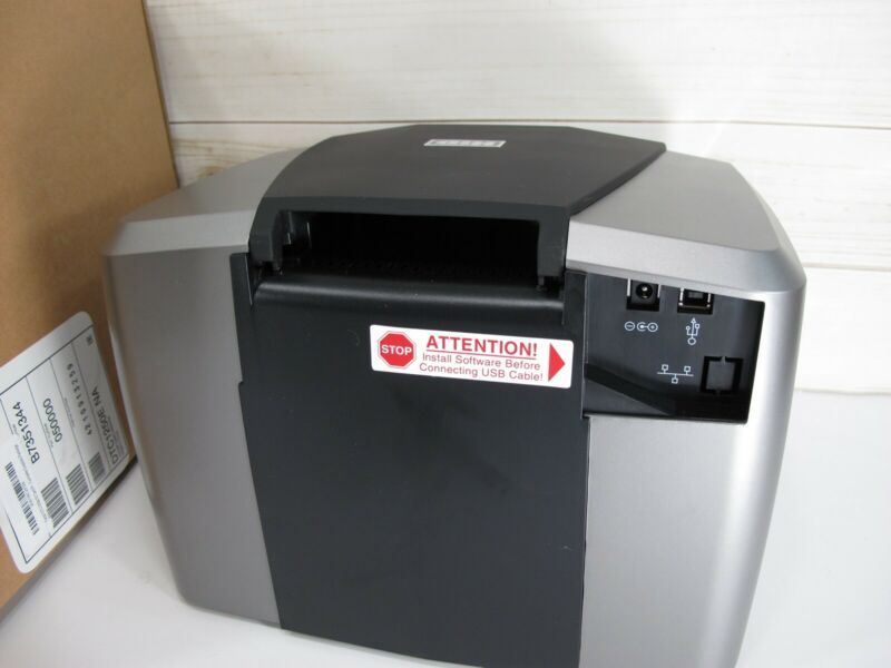 Fargo HID Printer DTC1250E 050000 ID Single Side / Direct - to - Card New - ZeereeZ