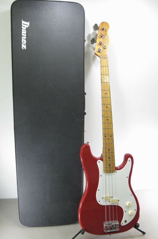 Fender Bullet Bass Deluxe Early 1980s Solid Body Bass Guitar Made in USA P - 34 - ZeereeZ