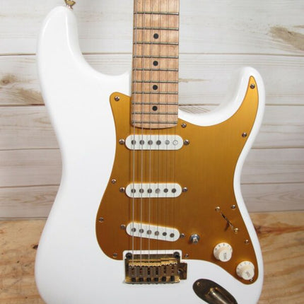Fender Squier Strat 50s Style Olympic White Stratocaster Guitar w/ Case - ZeereeZ