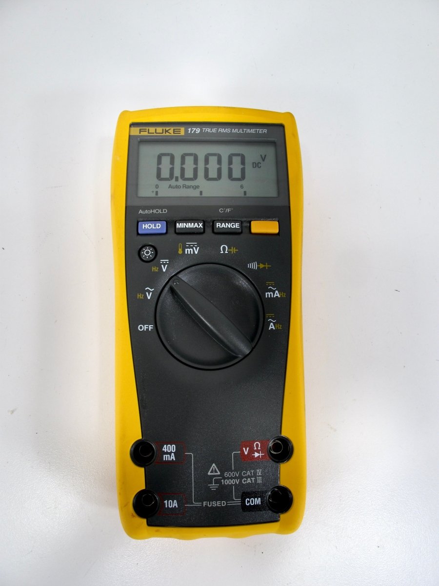 Fluke 179 True RMS Digital Multimeter with Built In Thermometer - ZeereeZ