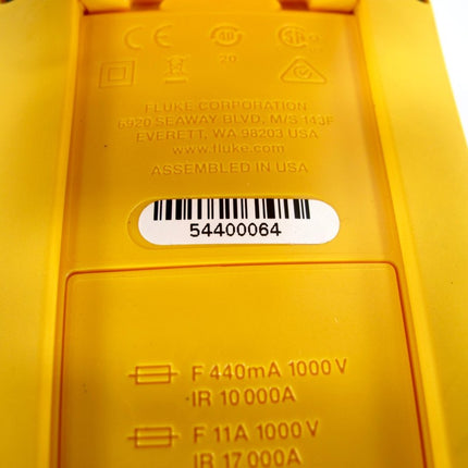 Fluke 179 True RMS Digital Multimeter with Built In Thermometer - ZeereeZ