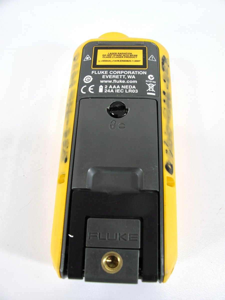 Fluke 424D Laser Distance Meter Tester 100 Meters 330 Feet F424D - ZeereeZ