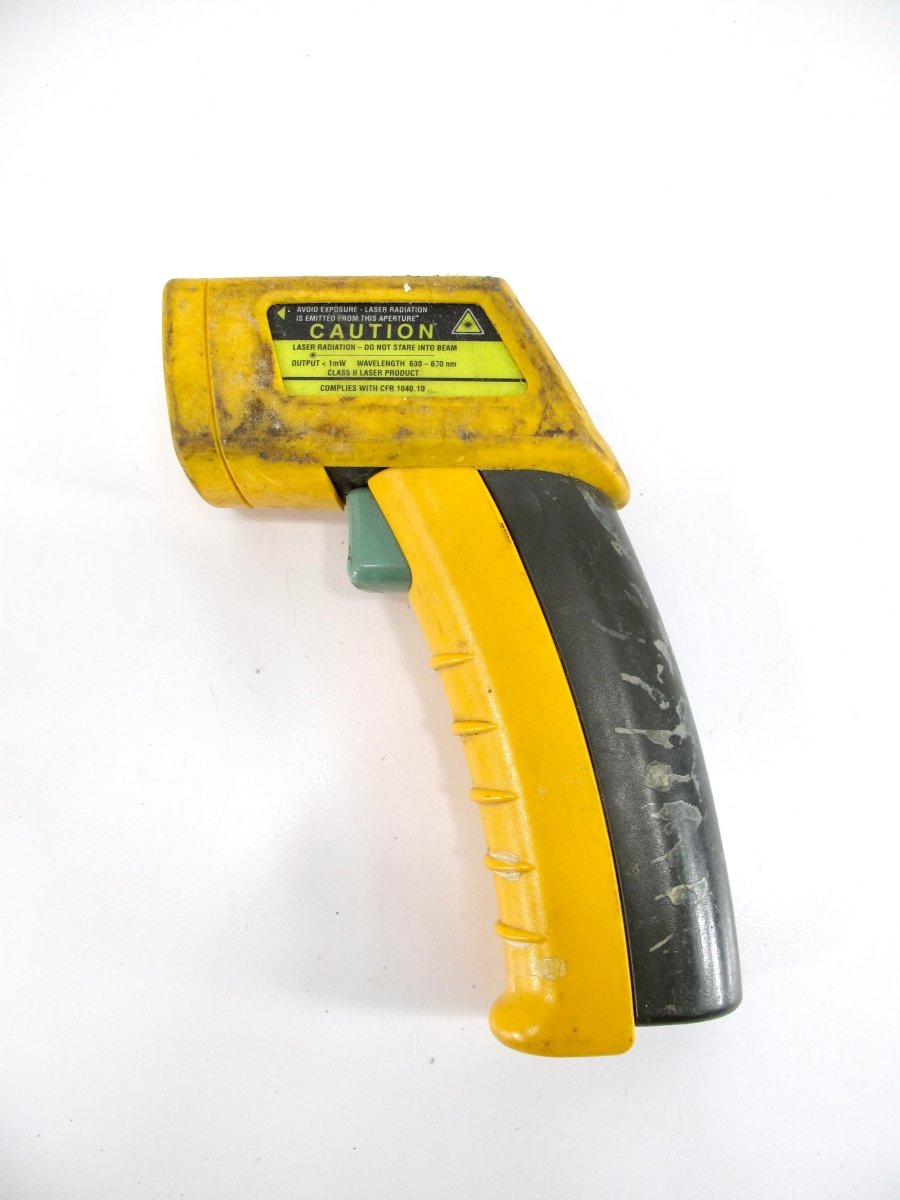 Fluke 62 Mini Infrared Digital Thermometer - ZeereeZ