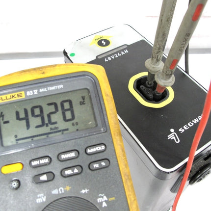Fluke 83V Industrial 1000V Digital Multimeter - ZeereeZ