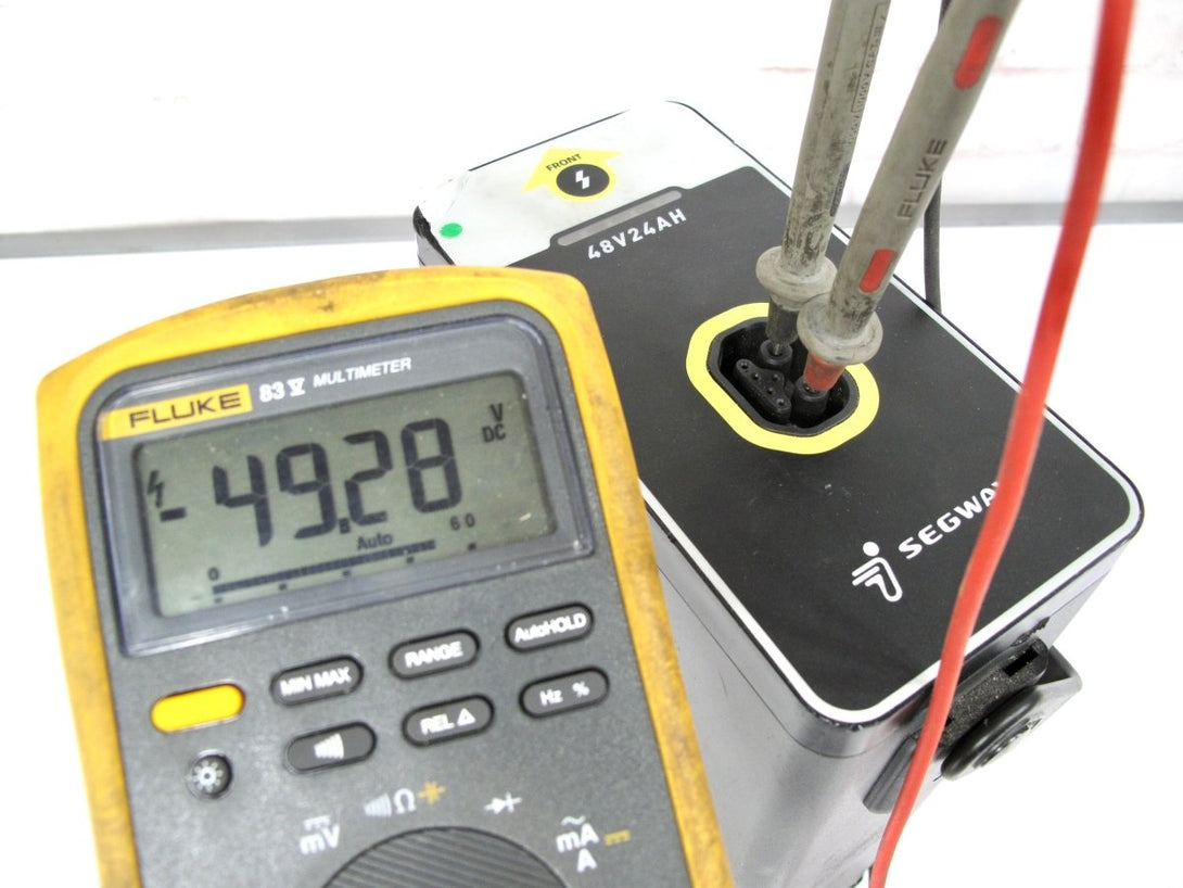 Fluke 83V Industrial 1000V Digital Multimeter - ZeereeZ