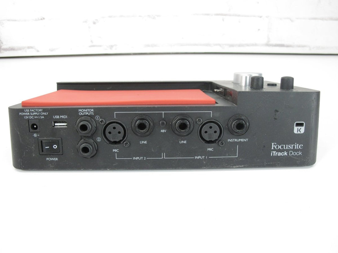 Focusrite iTrack Dock - Professional Dock Lightning For Recording Music On iPad - ZeereeZ