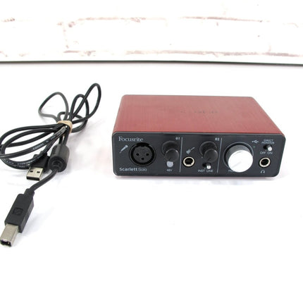 Focusrite Scarlett Solo 2nd Generation 2 - in/2 - out USB Audio Interface - ZeereeZ