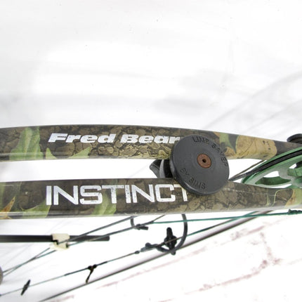 Fred Bear Instinct 29" 70# RH Compound Hunting Bow & Arrow Bundle - ZeereeZ