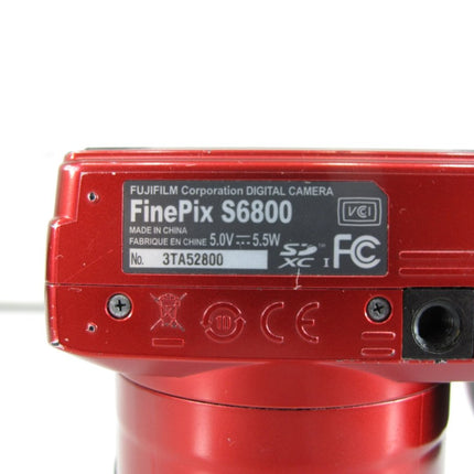 Fuji FinePix S6800 16.2 Megapixel 1080i HD Digital Camera - ZeereeZ