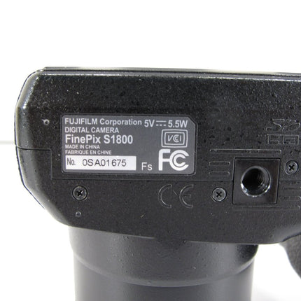 Fuji Fujifilm Finepix S S1800 18x Optical Zoom 12MP Digital Camera - ZeereeZ