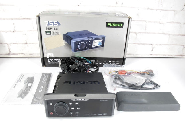 Fusion MS - UD755 Marine Bluetooth Entertainment System Internal Uni - dock - ZeereeZ