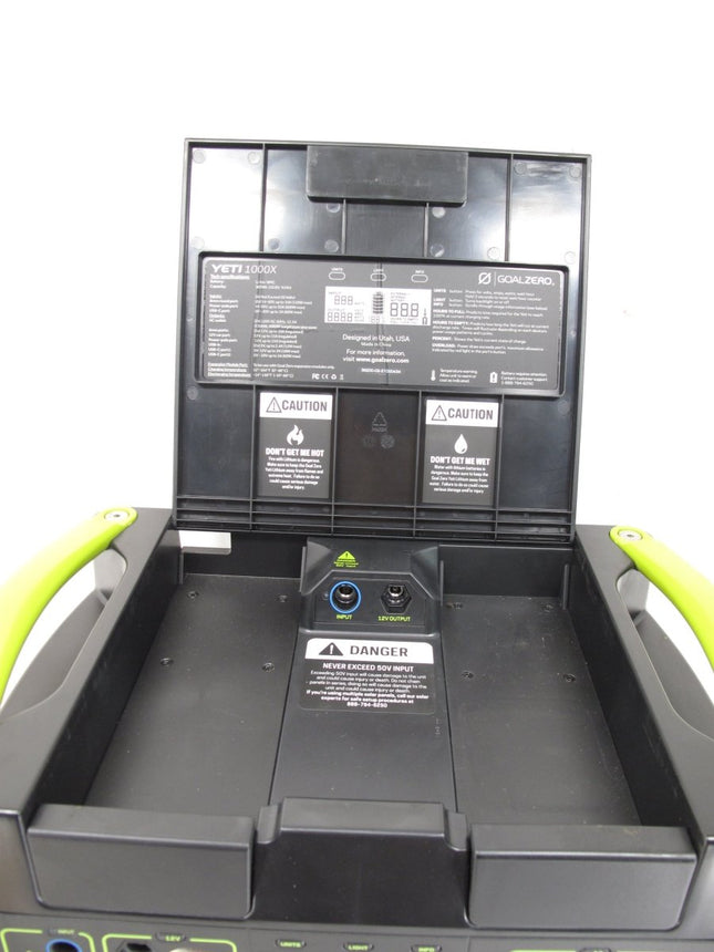 Goal Zero Yeti 1000X 1000 Watt Lithium Battery Power Solar Generator - ZeereeZ