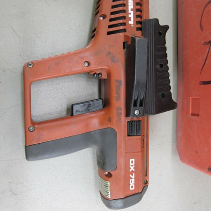 HILTI DX 750 Powder Actuated Fastening Tool w/ MX 75 Magazine Accessory - ZeereeZ
