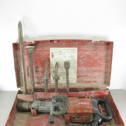 Hilti TE 905 - AVR Heavy Duty Demolition Jack Hammer Breaker W/ 5 Bits And Case - ZeereeZ