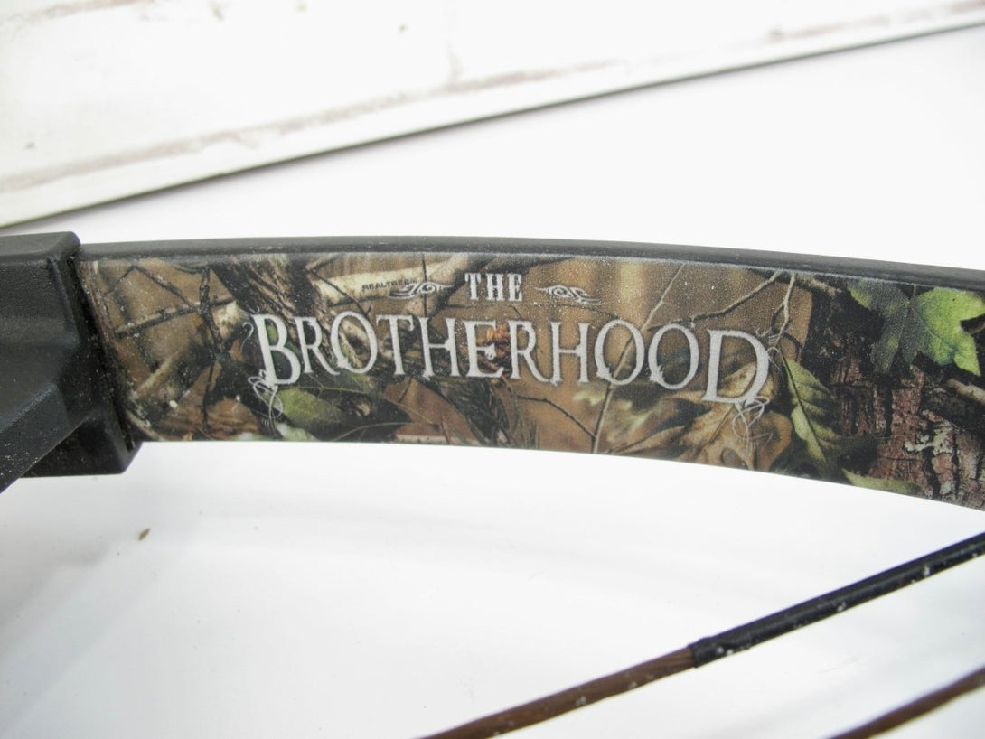 Horton The Brotherhood Camo Crossbow w/ Scope + Arrows - ZeereeZ