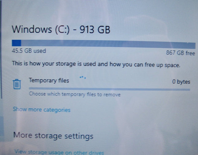 HP 15 - ay039wm Silver Fusion 15.6" 1TB HDD Win 10 Intel i3 - 6100U 2.30GHz 8GB RAM - ZeereeZ