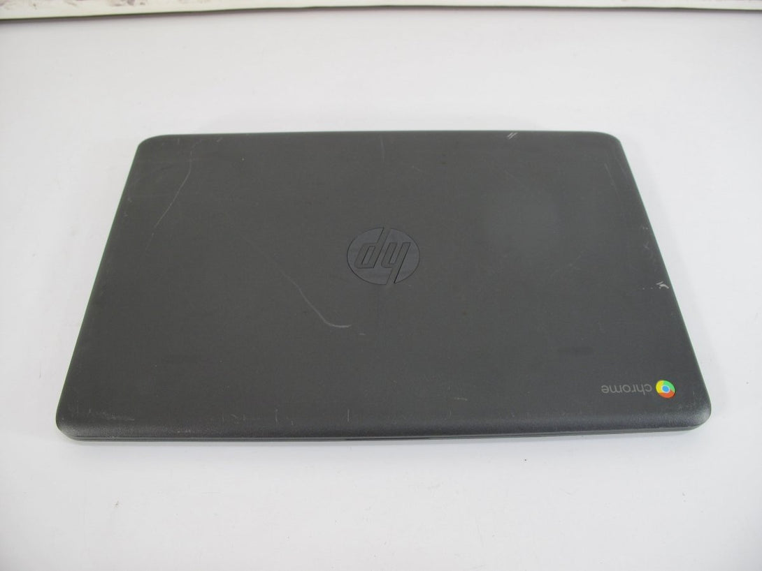 HP Chromebook 14 - ca061dx 14 inch 32 GB Intel Celeron 1.1GHz 4GB Laptop - ZeereeZ