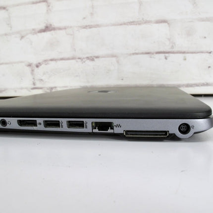 HP EliteBook 820 1.6GHz Intel, 4GB of RAM, 500GB HD, Windows 10 Notebook Laptop - ZeereeZ