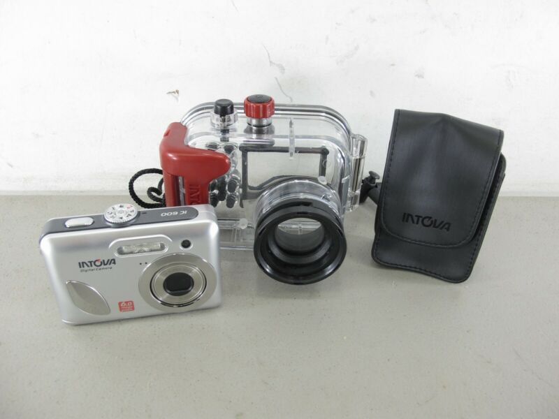 Intova IC - 600 Digital Sports Camera 6.0MP 2.4" LCD Underwater Waterproof Camera - ZeereeZ