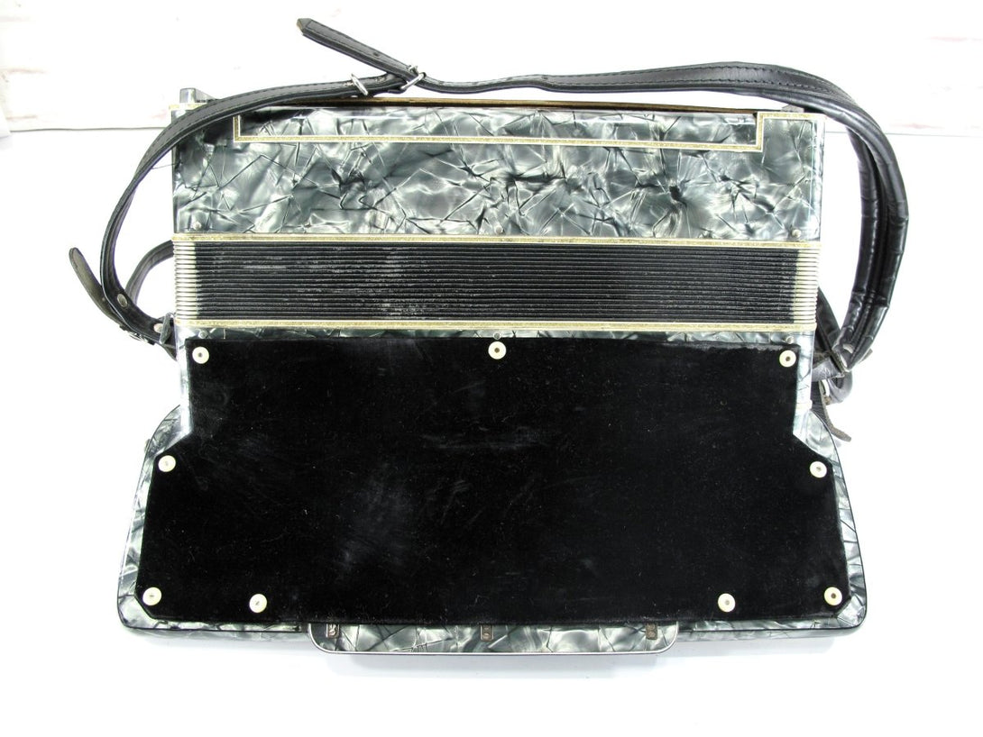 Italo American Gloria Deluxe Vintage 120 Bass Accordion - ZeereeZ