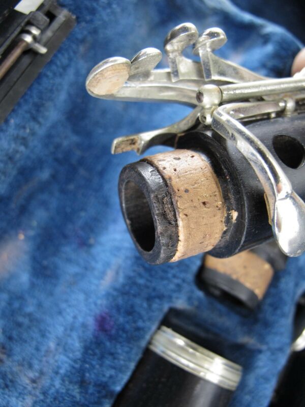 Jean Martin Freres Vintage Wood Clarinet w/ Case & Mouthpiece - ZeereeZ