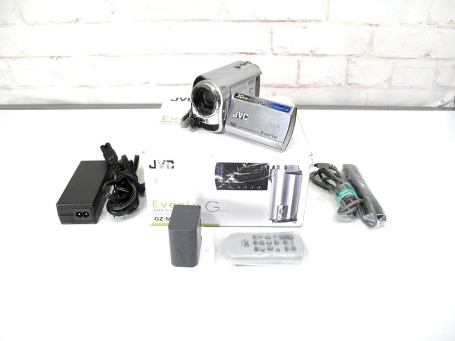JVC Everio GZ - MG330HU Hybrid 30GB HDD 35x Optical Video Camera Camcorder - ZeereeZ