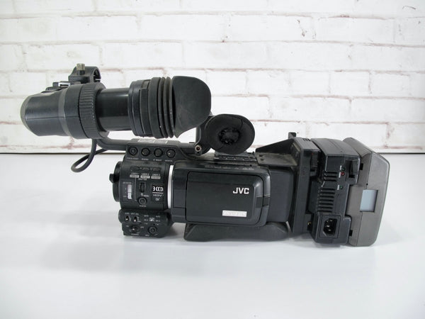 JVC GY - HD110U HD 3 - CCD MiniDV Profressional Video Camera Camcorder Body - ZeereeZ